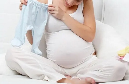 试管婴儿周期多长，需要一直待在医院吗？